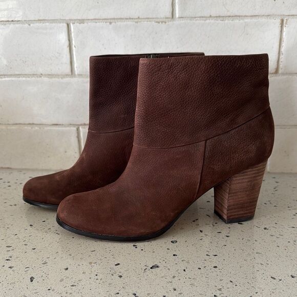 Cole Haan Cassidy Nike Air Chestnut Brown Nubuck Ankle Boots Heels Women’s 9.5B - Picture 1 of 12